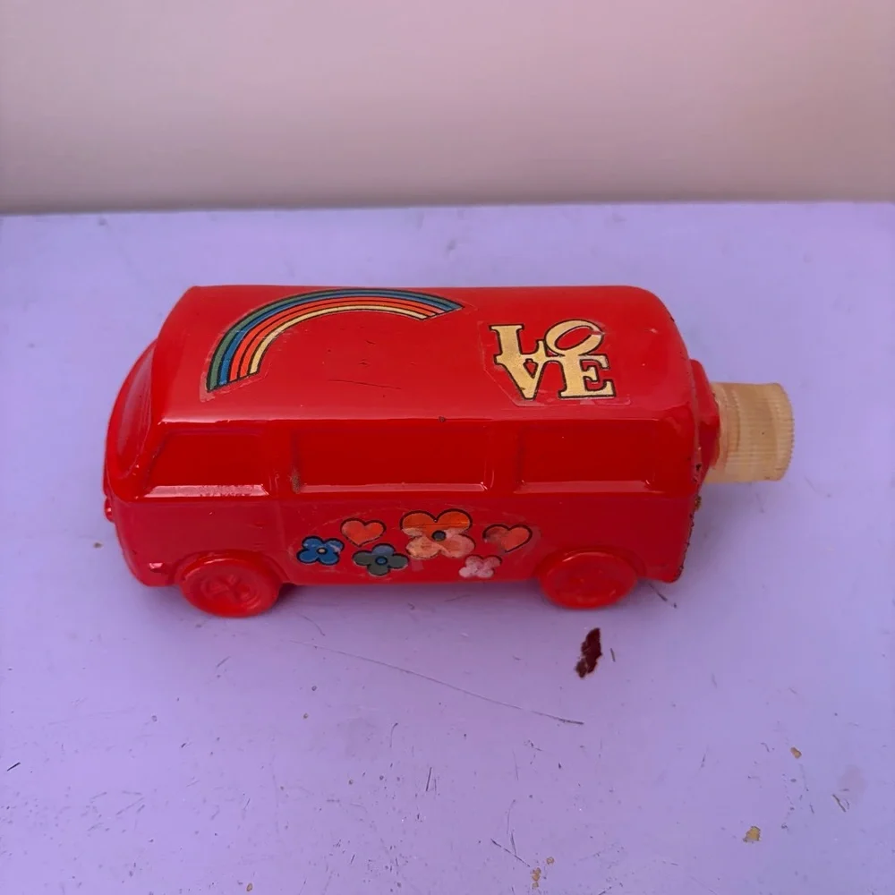 💚Avon Vintage Volkswagen Bus After Shave Decanter